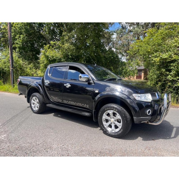 Mitsubishi L200 - 2.5 DI-D Barbarian 4WD Euro 4 4dr (LB)