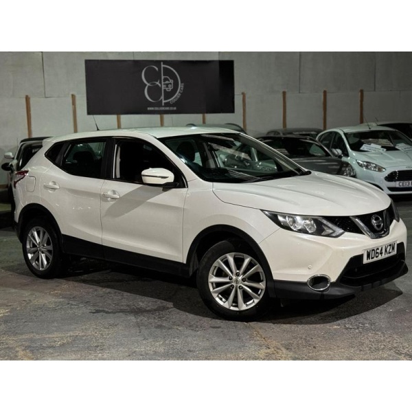 Nissan Qashqai - 1.2 DIG-T Acenta 2WD Euro 5 (s/s) 5dr