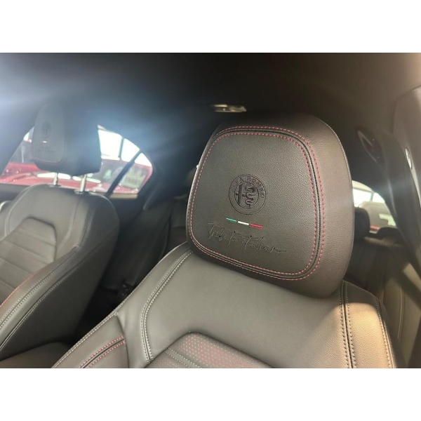 Alfa Romeo Giulia - 2.0T Tributo Italiano Auto Euro 6 (s/s) 4dr