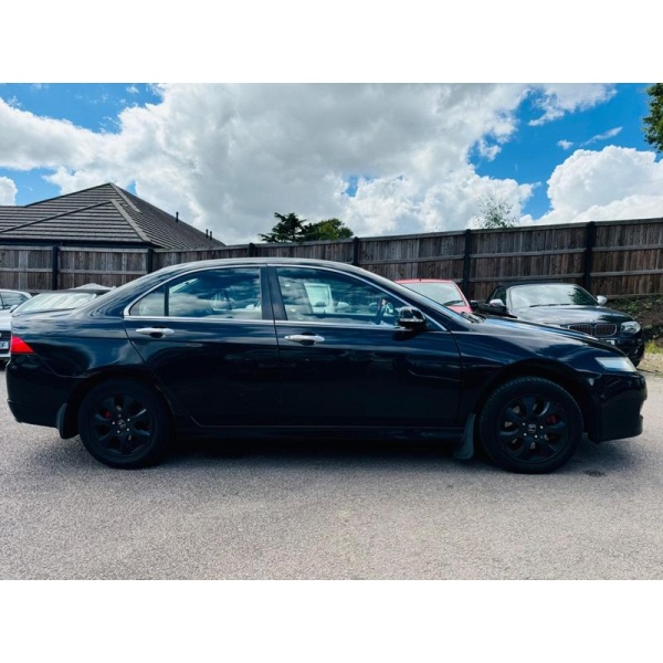 Honda Accord - 2.2 i-CDTi SE 4dr (hands free)
