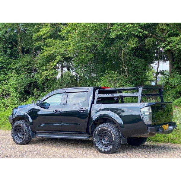 Nissan Navara - 2.3 dCi Acenta+ Pickup 4dr Diesel Manual 4WD Euro 5 (190 ps)