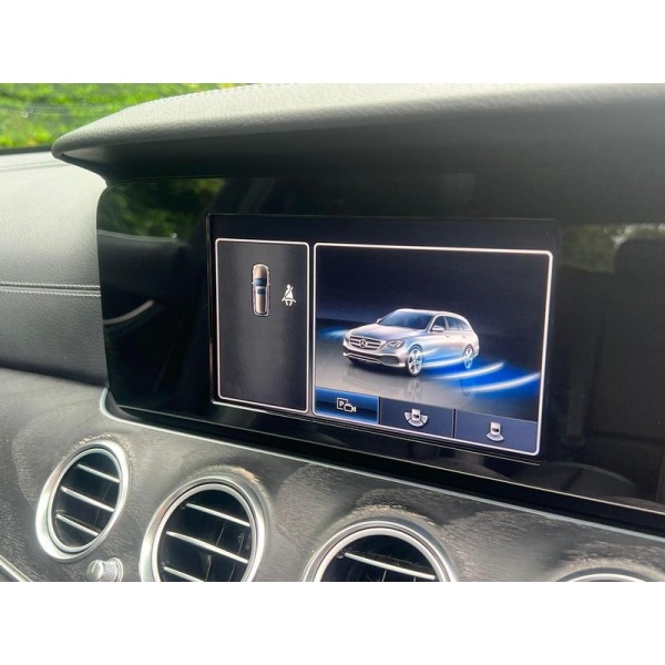 Mercedes-Benz E Class - 2.0 E220d AMG Line (Premium) G-Tronic+ Euro 6 (s/s) 5dr