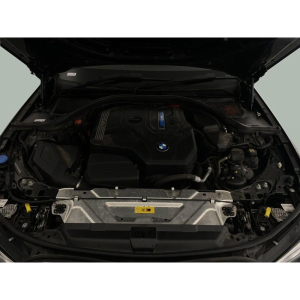 BMW 3 Series - 2.0 330e 12kWh SE Pro Plug-in (292 ps) 4dr