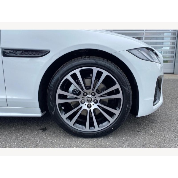 Jaguar XF - 2.0 D200 R-Dynamic Se Black 4Dr Auto