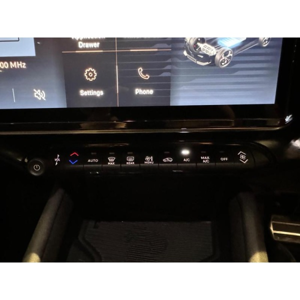 Alfa Romeo Junior - 54kWh Elettrica Speciale Auto 5dr
