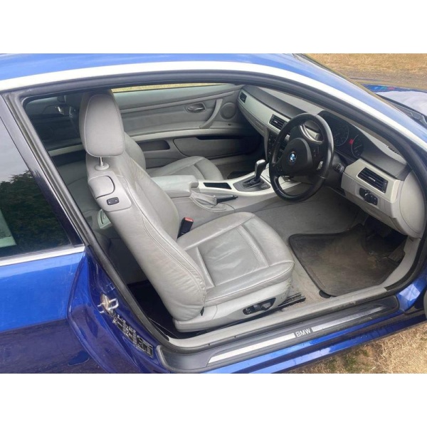 BMW 3 Series - 3.0 330i SE Steptronic Euro 4 2dr