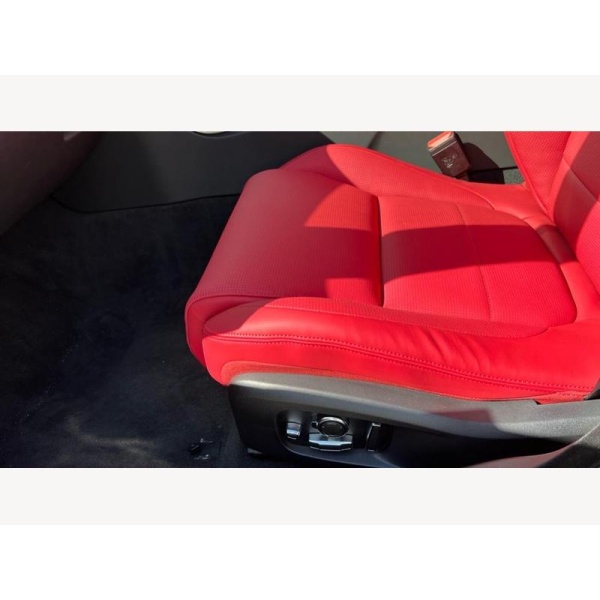 Jaguar XE - 2.0 P250i R-Dynamic HSE Black Auto Euro 6 (s/s) 4dr