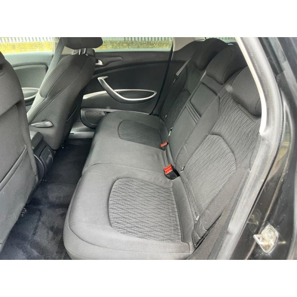 Citroen C5 - 1.6 HDi VTR+ Tourer Euro 5 5dr (SNav)