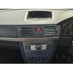 Vauxhall Meriva - 1.6i 16v Life 5dr
