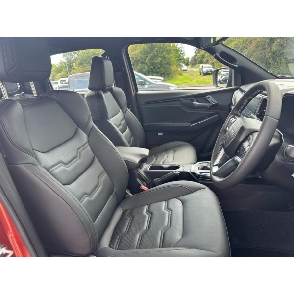 Isuzu D-max - 1.9 TD V-Cross Auto 4WD Euro 6 (s/s) 4dr