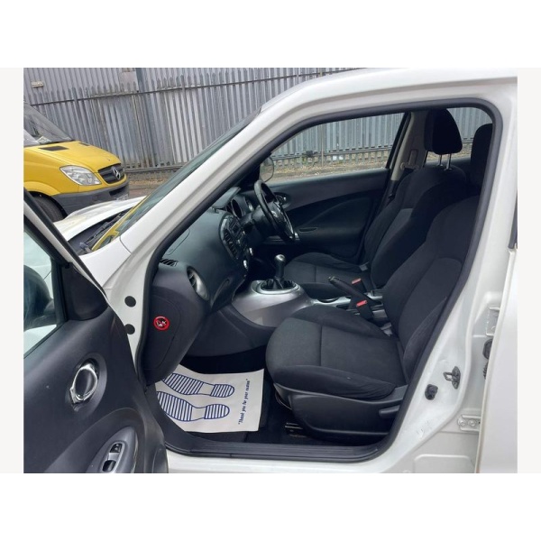 Nissan Juke - 1.6 Acenta Euro 5 5dr