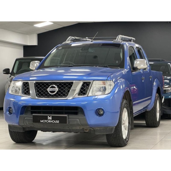Nissan Navara - 2.5 dCi Tekna 4WD Euro 5 4dr
