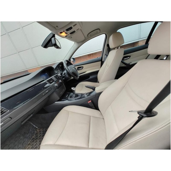 BMW 3 Series - 2.0 318d SE Business Edition Saloon 4dr Diesel Manual Euro 5 (143 ps)