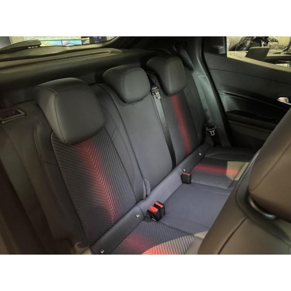 Alfa Romeo Junior - 54kWh Elettrica Speciale Auto 5dr