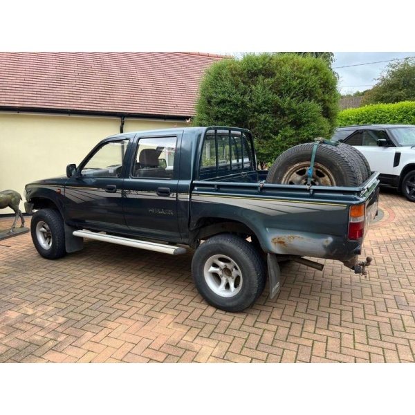 Toyota Hi-lux - 2.4 DOUBLE CAB 4WD LOW MILAGE COLLECTORS MK 3 MODEL
