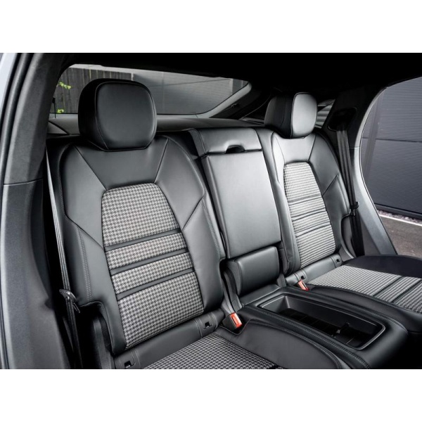 Porsche Cayenne - 4.0T V8 S Coupe 5dr Petrol TiptronicS 4WD Euro 6 (s/s) (474 ps)