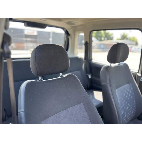 Vauxhall Agila - 1.0i 12v Expression 5dr