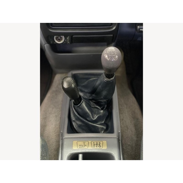 Toyota Hilux - 2.5 Invincible 4dr