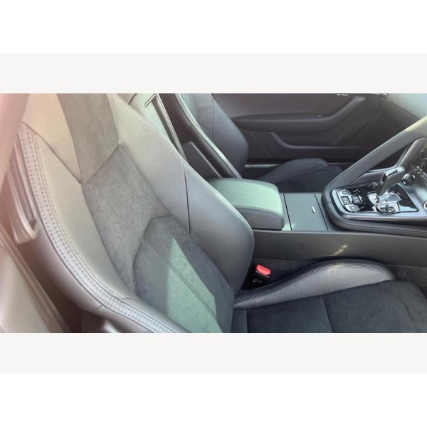 Jaguar F-type - 2.0 P300 R-Dynamic - SAVE 20,025.00. 2dr