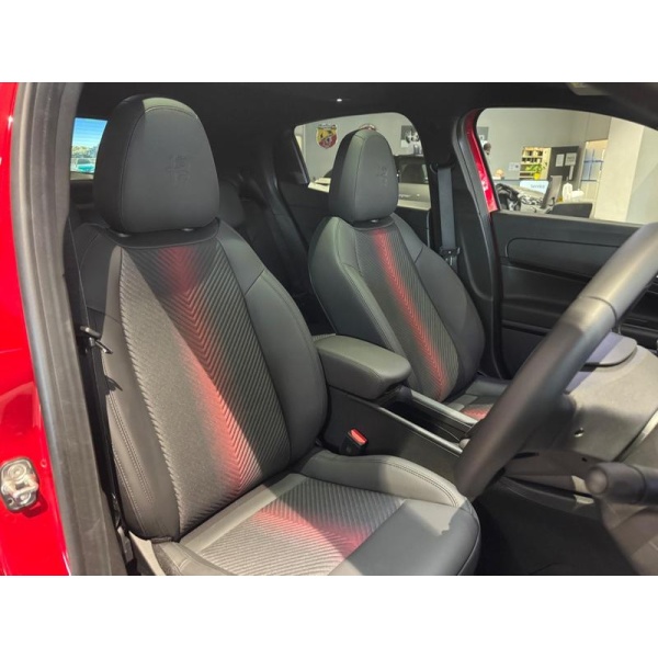 Alfa Romeo Junior - 54kWh Elettrica Speciale Auto 5dr