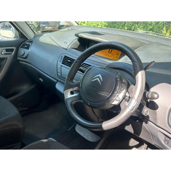 Citroen Grand C4 Picasso - 1.6 HDi DPF VTR+ MPV 5dr Diesel EGS6 Euro 4 (110 ps)
