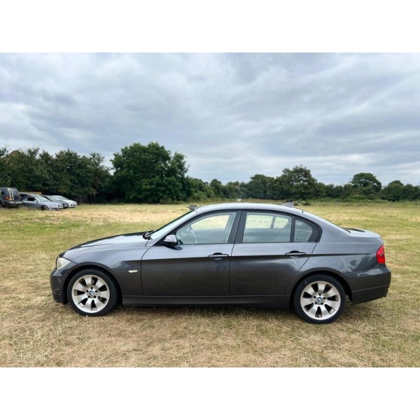 BMW 3 Series - 2.0 320i SE Euro 4 4dr