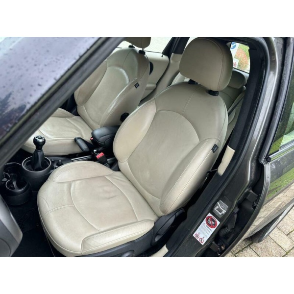 MINI Countryman - COOPER D ALL4 1.6 5dr