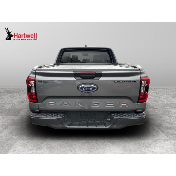 Ford Ranger - 2.0L 205PS 10SPD AUTO WILDTRAK POWER PACK 3 TOW BAR POWER ROLLER SHUTTER ICE PACK 106