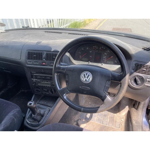 Volkswagen Golf - 1.9 TDI PD S 5dr