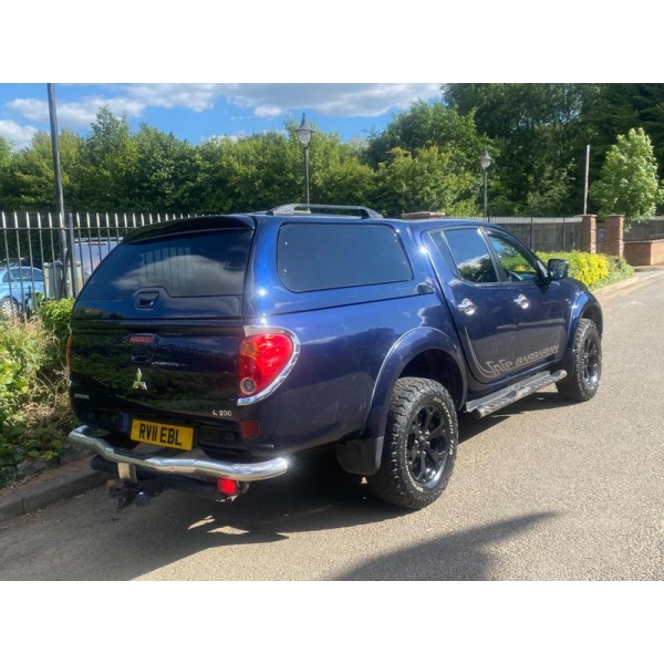 Mitsubishi L200 - 2.5 DI-D Barbarian Auto 4WD Euro 4 4dr (LB)