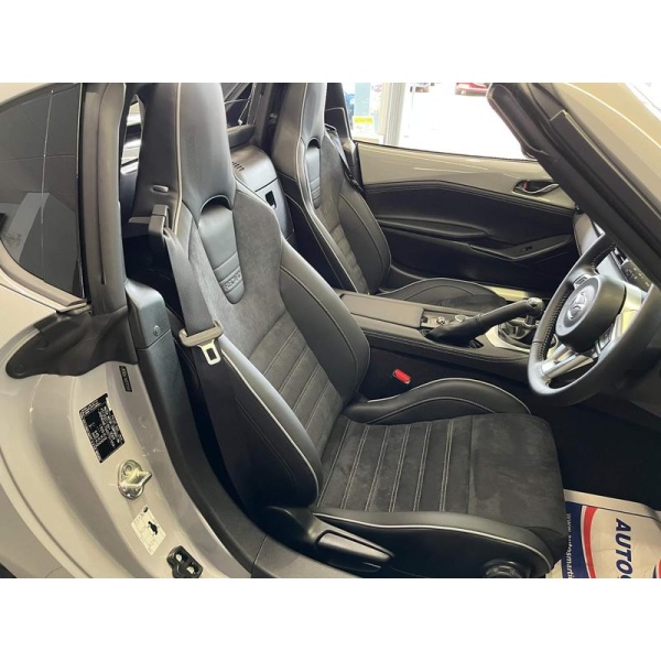 Mazda MX-5 RF - 2.0 SKYACTIV-G Homura Euro 6 (s/s) 2dr