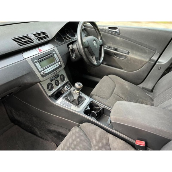Volkswagen Passat - 2.0 TDI SE Euro 4 4dr
