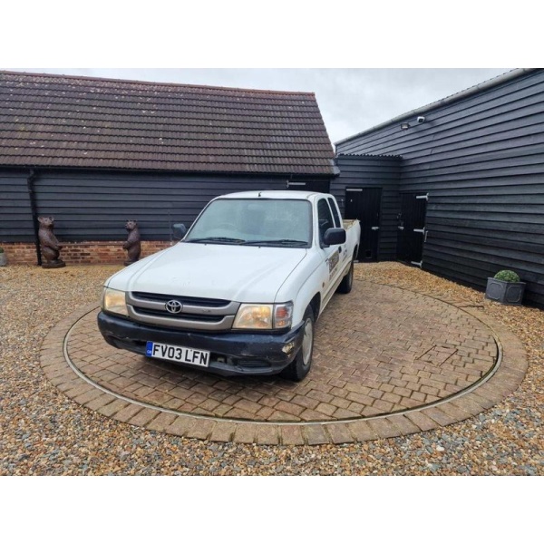Toyota Hi-lux - 2.5 240 FX