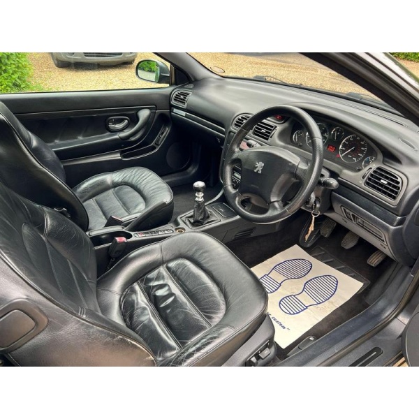 Peugeot 406 - 2.2 Black 2dr