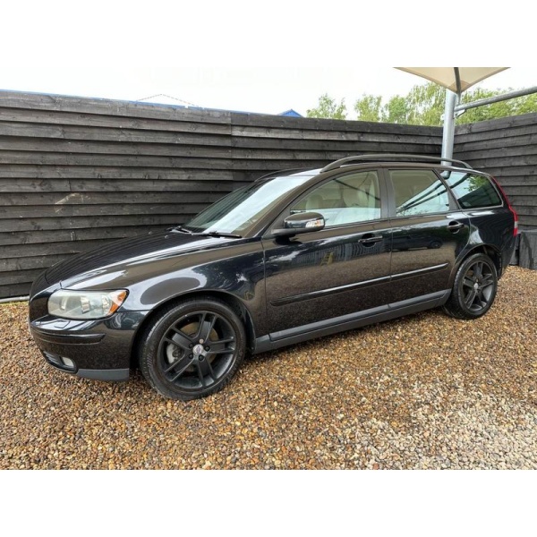 Volvo V50 - 2.4 SE 5d 170 BHP