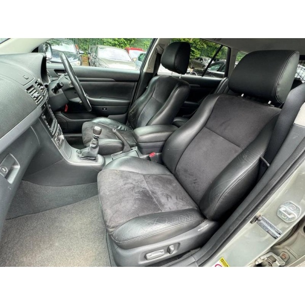 Toyota Avensis - 2.2 D-4D T180 Estate 5dr Diesel Manual (163 g/km, 175 bhp)