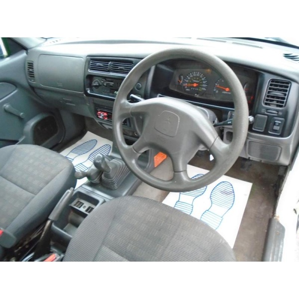 Mitsubishi L200 - 2.5 TD 4Work 4WD 2dr