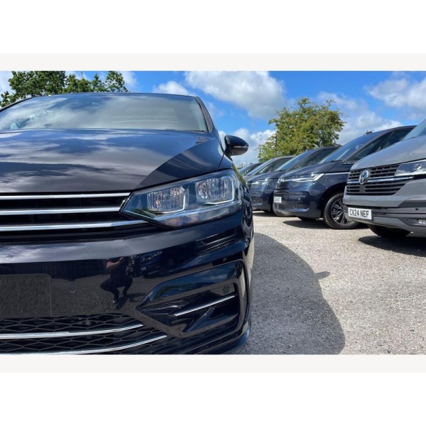 Volkswagen Touran - 1.5 TSI EVO R-Line DSG Euro 6 (s/s) 5dr