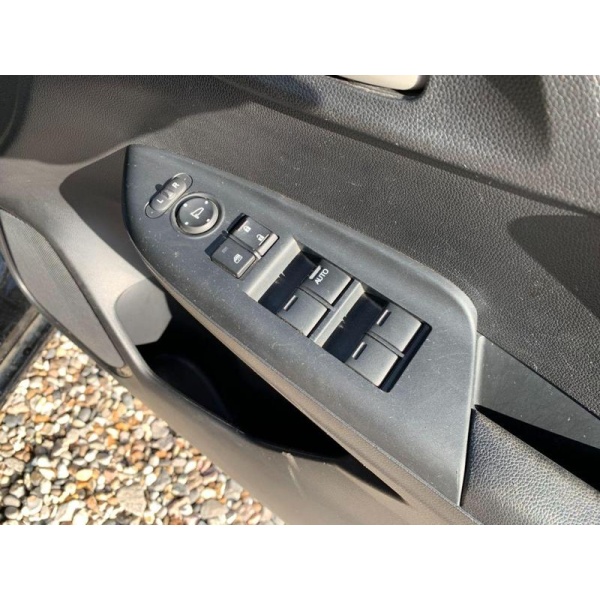 Honda Jazz - 1.3 I-VTEC S 5d 101 BHP
