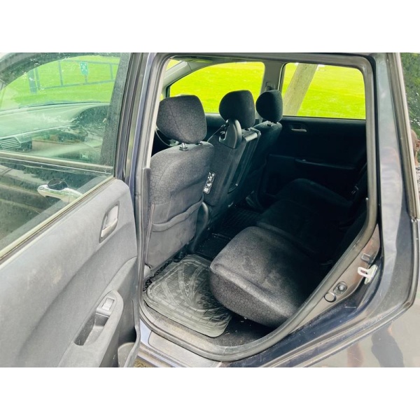 Honda Fr-v - 1.7 i-VTEC SE 5dr