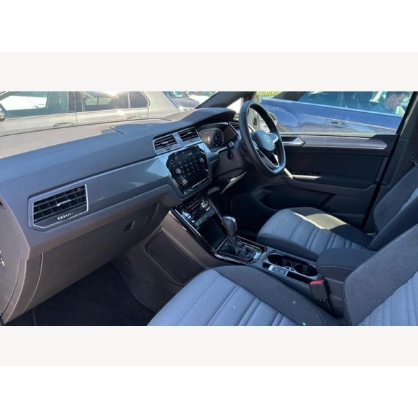 Volkswagen Touran - 1.5 TSI EVO R-Line DSG Euro 6 (s/s) 5dr