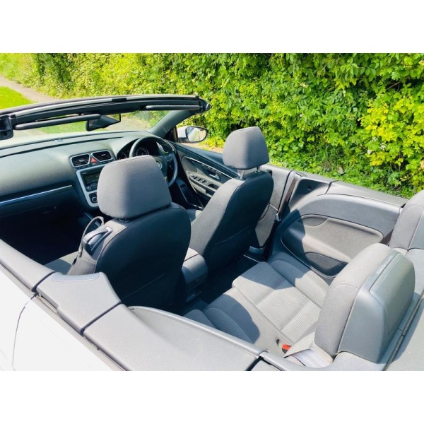 Volkswagen EOS - 2.0 TDI BlueMotion Tech Sport Cabriolet Euro 5 (s/s) 2dr