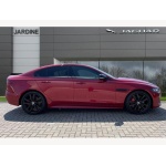 Jaguar XE - 2.0 D200 R-Dynamic SE Black 4dr Auto