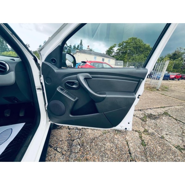 Dacia Duster - 1.6 Access Euro 5 5dr