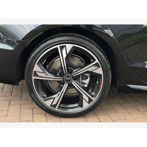 Audi A4 Avant - 2.0 TFSI 35 Black Edition S Tronic Euro 6 (s/s) 5dr