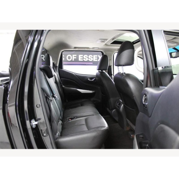 Nissan Navara - 2.3 dCi Tekna 4WD Euro 5 4dr