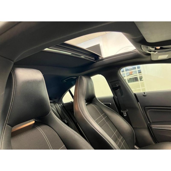 Mercedes-Benz CLA - 1.6 CLA180 SPORT 4d 122 BHP