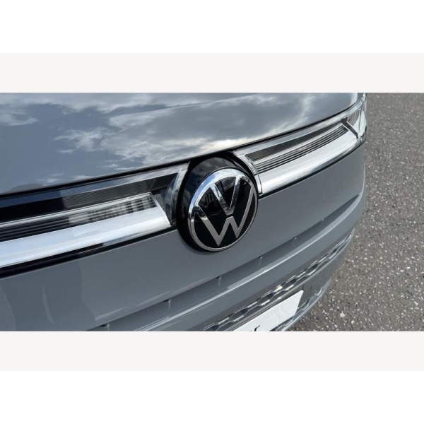Volkswagen Multivan - 1.4 TSI 13kWh Style DSG L2 Euro 6 (s/s) 5dr
