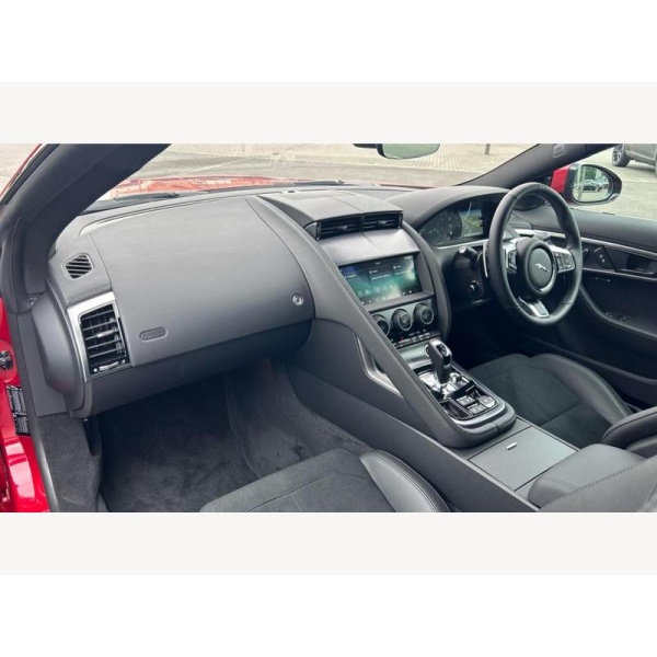 Jaguar F-type - 2.0 P300 R-Dynamic - MASSIVE SAVING!! -Heated seats and Heated steering whe 2dr