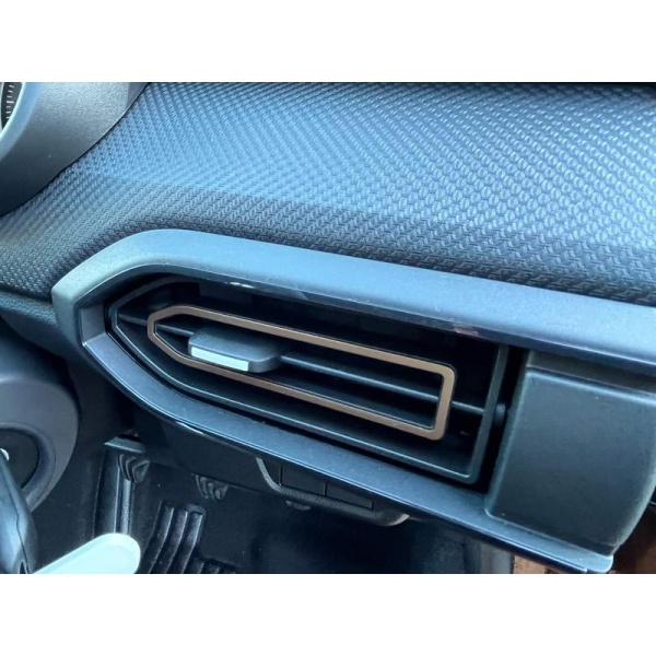 Dacia Sandero - Stepway Essential TCe 90 MY23 1.0 5dr